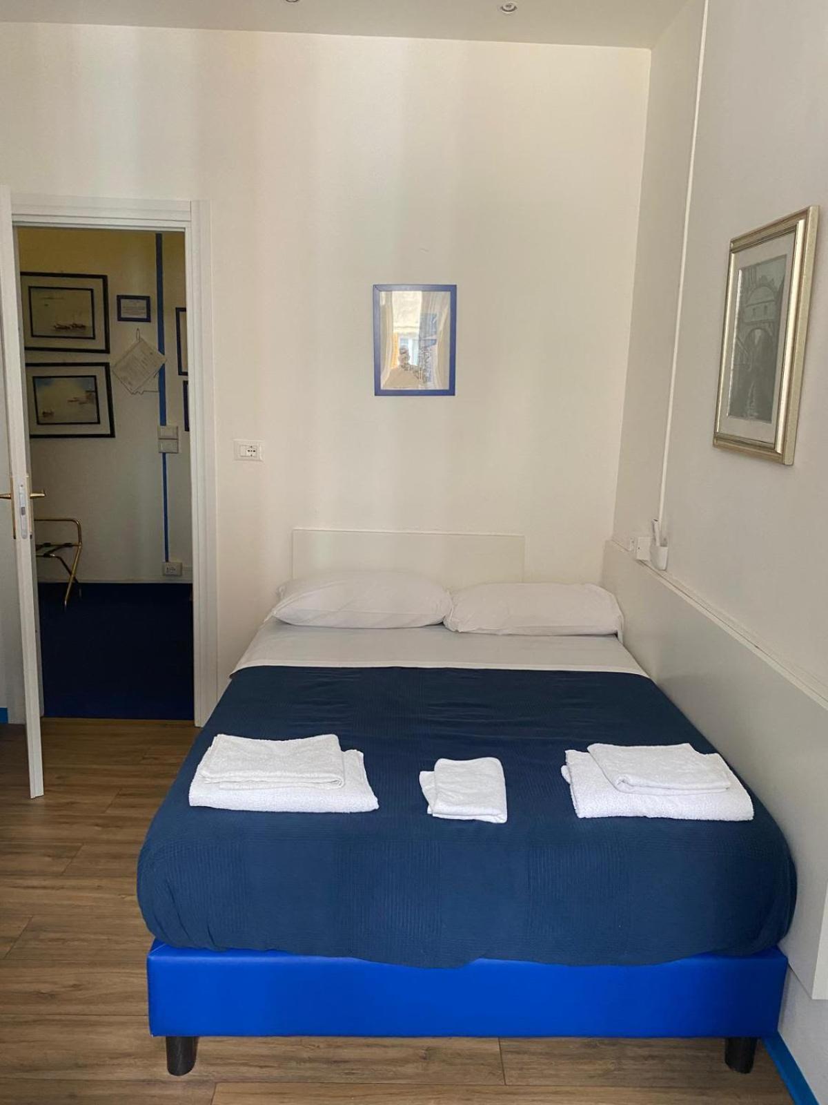 Olympia Hotel Генуя Екстер'єр фото
