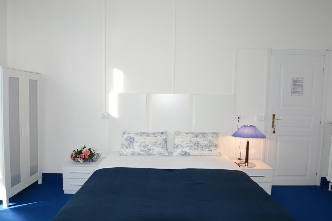 Olympia Hotel Генуя Екстер'єр фото